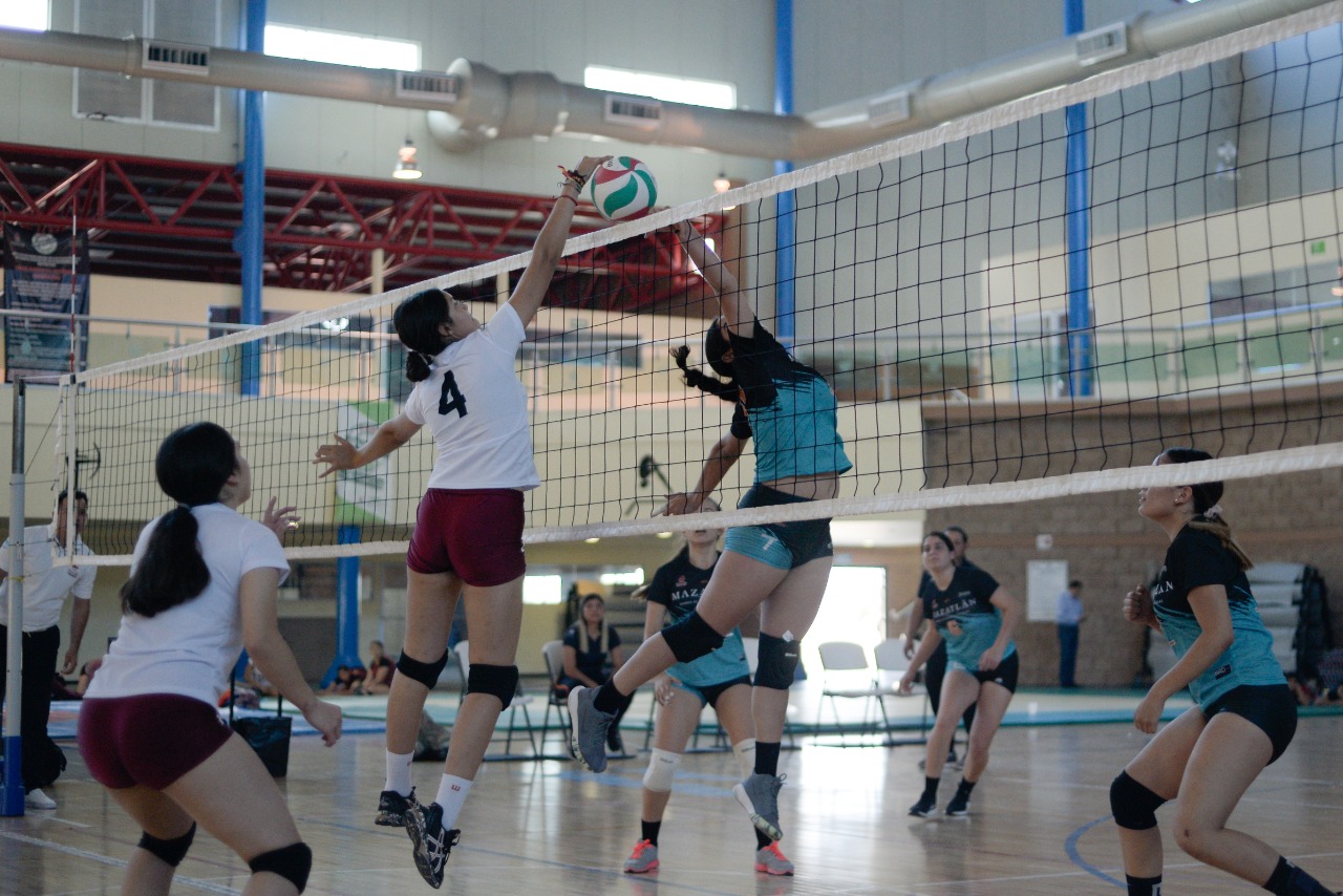 INICIAN BIEN CULIACÁN Y GUASAVE ESTATAL DE VOLEIBOL DE SALA