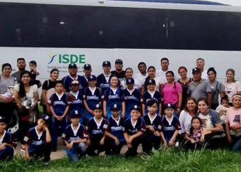 DELEGACIÓN SINALOA PARTE A CDMX PARA NACIONAL DE BEISBOL 7-8 AÑOS