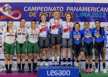 DANIELA GAXIOLA GANA PLATA EN LA VELOCIDAD POR EQUIPOS EN EL PANAMERICANO ELITE