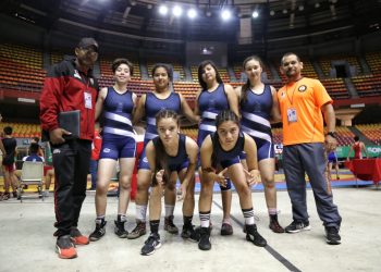 DOS BOLETOS EN SÓFTBOL Y SEIS MÁS EN LUCHAS