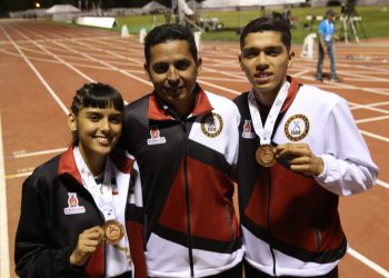 PLATA Y DOS BRONCES EN ATLETISMO
