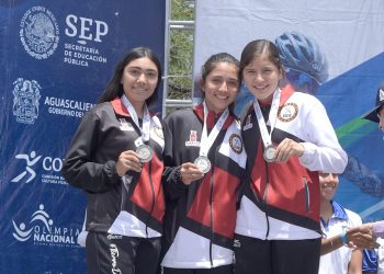 CICLISMO CIERRA CON PLATA POR EQUIPOS EN RUTA FEMENIL