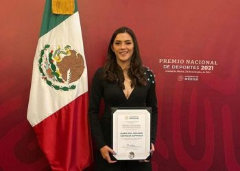 SIEMPRE VOY A ESTAR ORGULLOSA DE RECIBIR EL PND: MARÍA ESPINOZA