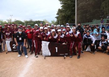 CULIACÁN Y AHOME LOS CAMPEONES EN EL SÓFTBOL