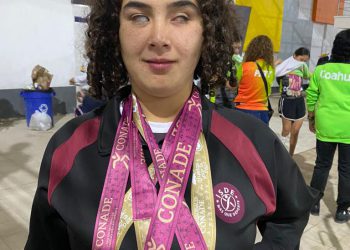 Cierra Claudia Aguirre con su tercer oro