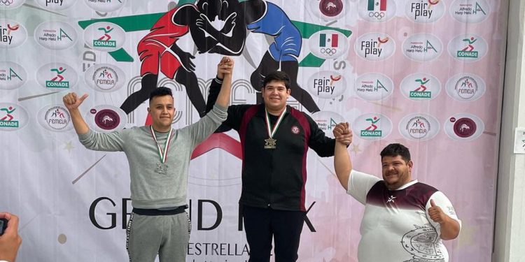 Conquista Sinaloa tres de oro en el Grand Prix de Luchas