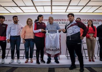 Les desea Gobernador Rocha lo mejor a deportistas