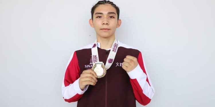 José Mercado se convierte en campeón nacional de boxeo