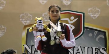 Yamileth Rivas levanta dos oros y una plata