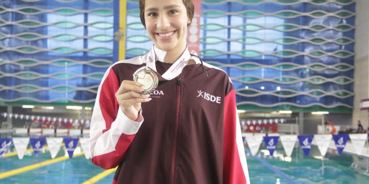 Da natación oro a Sinaloa