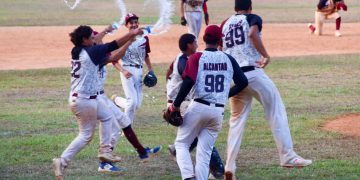 Va Sinaloa por el oro en el Beisbol