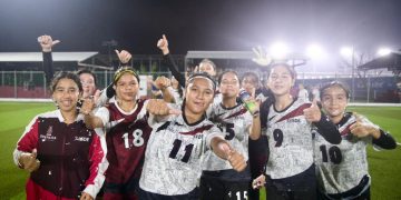 El fútbol gana dos bronces históricos