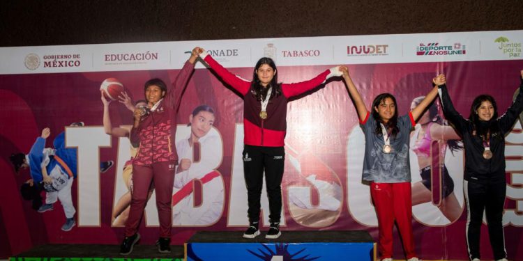 Da Johana Bojórquez medalla 100 a Sinaloa