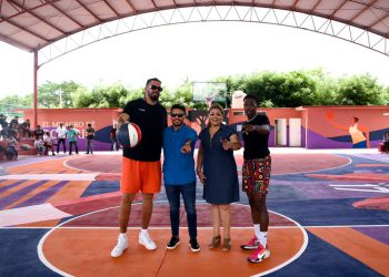 Entregan remodelación de cancha en honor a Horacio Llamas