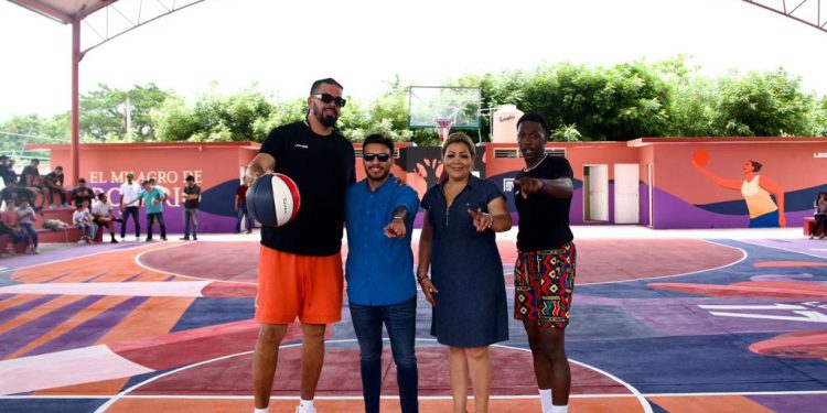 Entregan remodelación de cancha en honor a Horacio Llamas