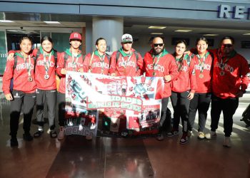 LLEGAN A CULIACÁN LOS MUNDIALISTAS DE BEISBOL FIVE.