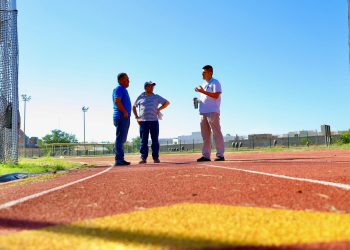 INICIAN TRABAJOS DE REHABILITACIÓN DE LA PISTA DE ATLETISMO DEL CAR.