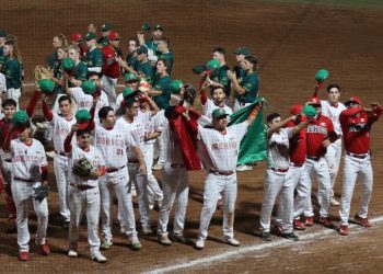 Gana México duelo de invictos 