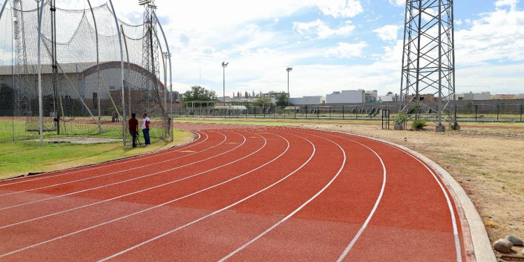 REABRIRÁN ESTE LUNES PISTA DE ATLETISMO DEL CAR.