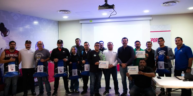Realizan primera capacitación teórica y práctica del programa Tochito NFL en Sinaloa