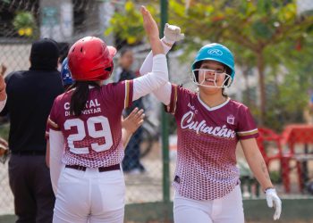 Acaricia Mazatlán el Campeonato en la Juvenil Menor Femenil.
