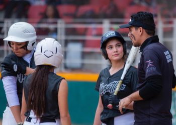 Mazatlán y Ahome, mandan en la femenil.