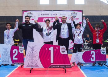 Gana Guasave 13 de oro en Combate del TKD.