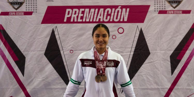 Supera Aarón Ibarra a Gael Rosales.