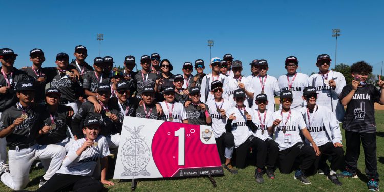 En beisbol, Mazatlán se lleva carro completo.