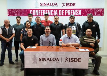 Capacitan a entrenadores de Gimnasia Artística Varonil.