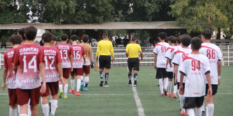 Grandes encuentros en Fase Estatal de Juegos Nacionales de Fútbol Varonil.