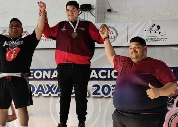 Logra Paúl Morales oro en Nacional de Luchas.