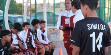 En acción Sinaloa dentro del Futbol.