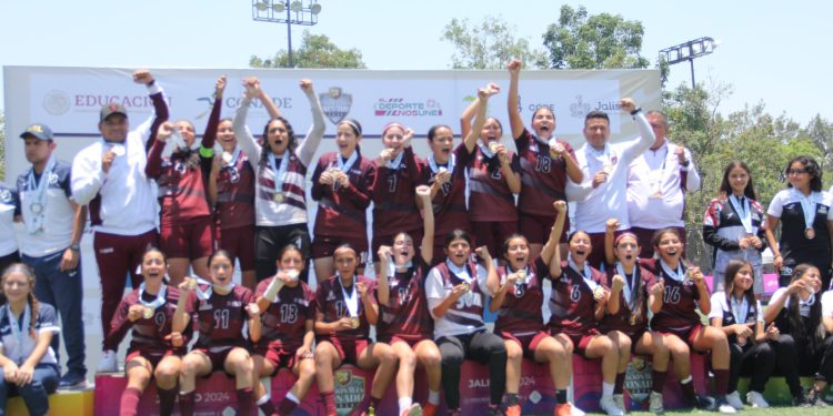 Historicas medallas en Futbol Femenil para Sinaloa en Juegos Nacionales CONADE 2024.