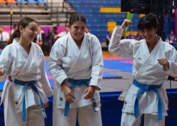 La selección de Karate de Sinaloa sigue en plan grande.