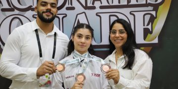 Levanta Edzia Rivas tres medallas de bronce.