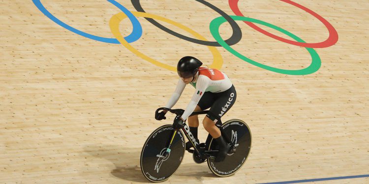 No le alcanza a Luz Daniela.