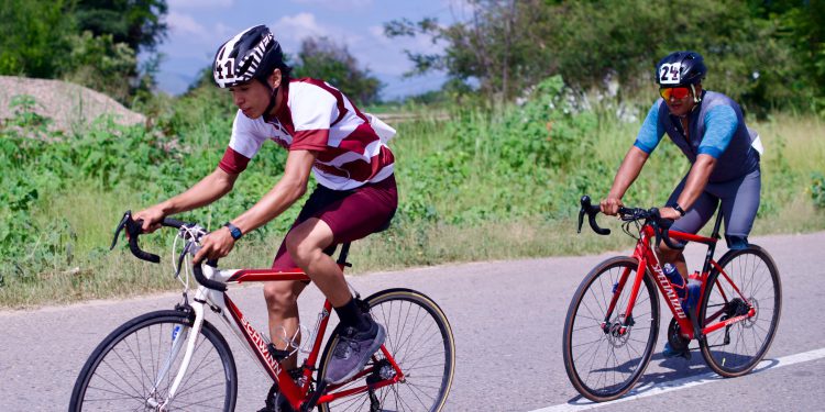 Logra otra medalla; ahora fue en Ruta