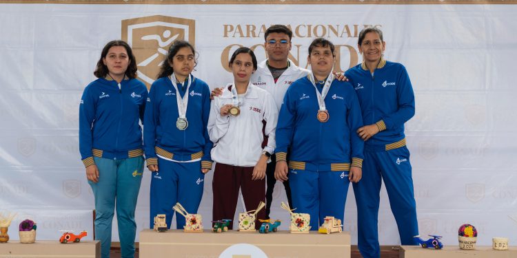 Siguen cosechando medallas.