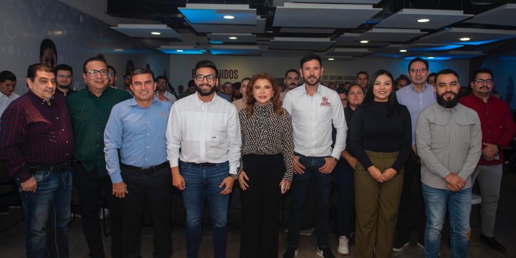 Presenta Julio Cascajares su informe.