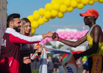 Encabeza JCCR banderazo de salida del Gran Maratón Pacífico