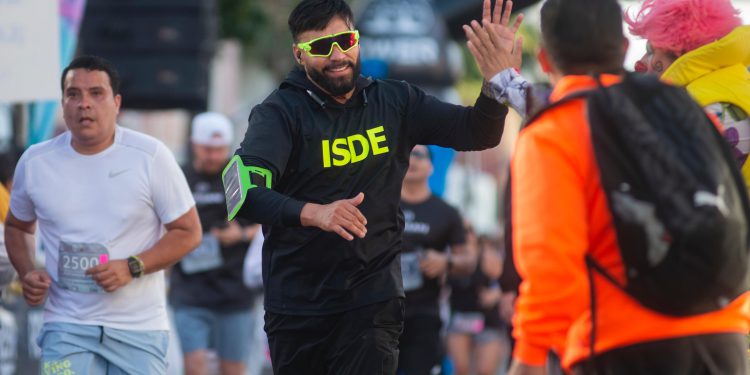 PRESENTE JULIO CESAR CASCAJARES RAMÍREZ EN LA EDICIÓN 34 DEL MARATÓN INTERNACIONAL DE CULIACÁN QUE FUE TODO UN ÉXITO.