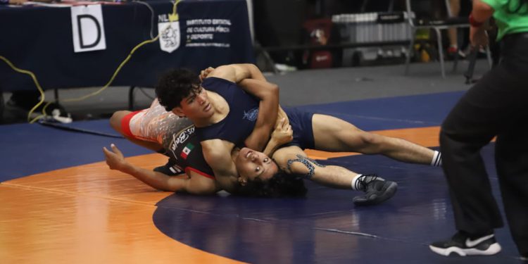 Tiene Sinaloa gran inicio en Luchas Asociadas