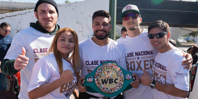 Éxito Clase Masiva de Boxeo; asisten más de cuatro mil personas