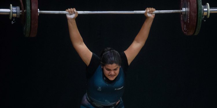 Sinaloa inicia el macro regional de halterofilia en Monterrey