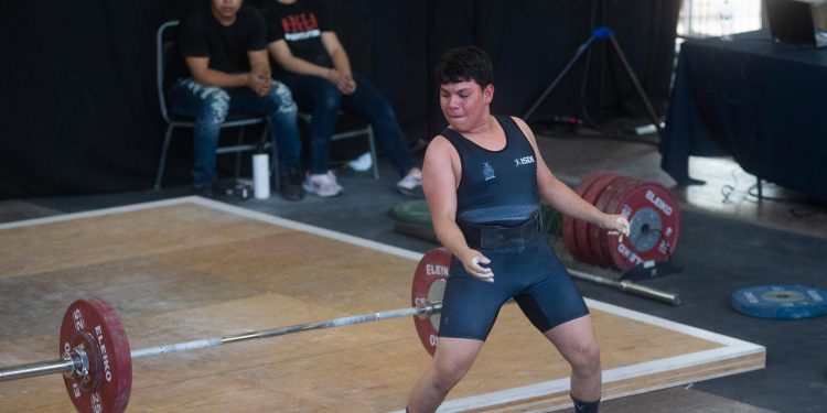 Sinaloa inicia el macro regional de halterofilia en Monterrey