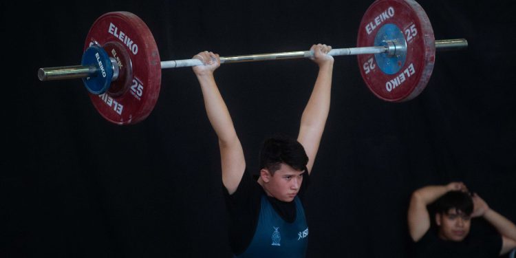 Sinaloa inicia el macro regional de halterofilia en Monterrey