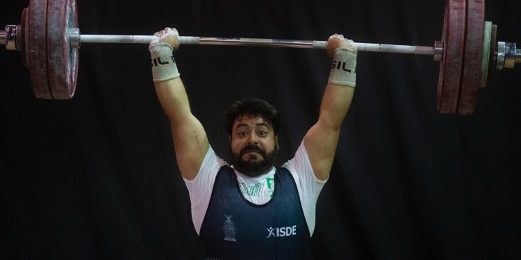 Sinaloa cierra con fuerza el macro regional de halterofilia en Monterrey