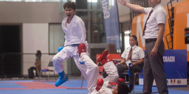 Sinaloa clasifica a nueve karatecas a la Olimpiada Nacional CONADE 2025 en el primer día