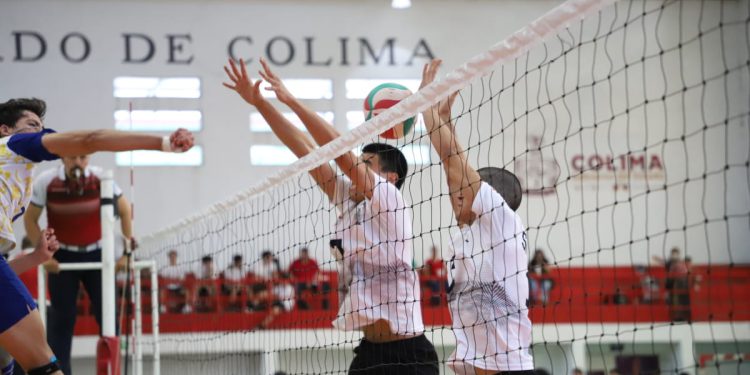 Suma Sinaloa una victoria  en Voleibol de Sala